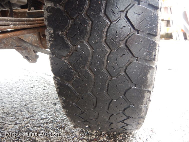 image for item GR9805 2002 Ford Ranger  dump bed pickup truck