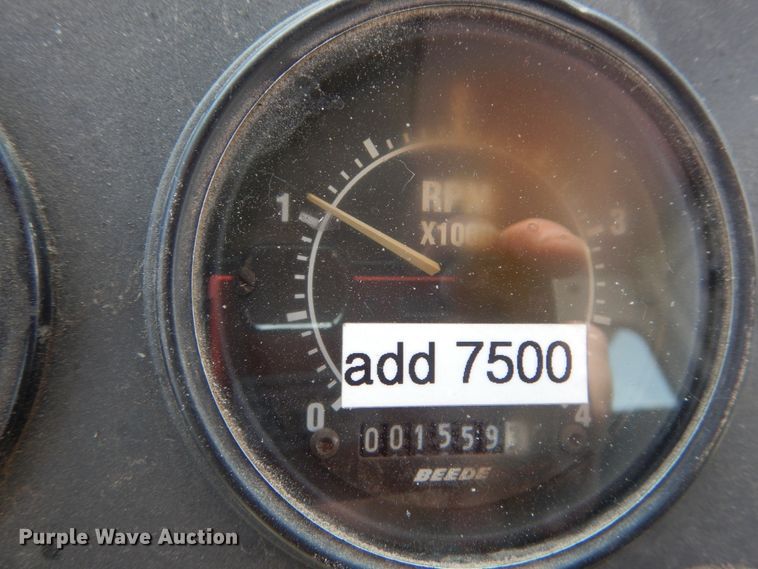 image for item GR9822 2002 Elgin Pelican P  street sweeper