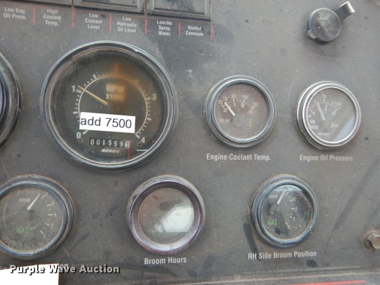 image for item GR9822 2002 Elgin Pelican P  street sweeper