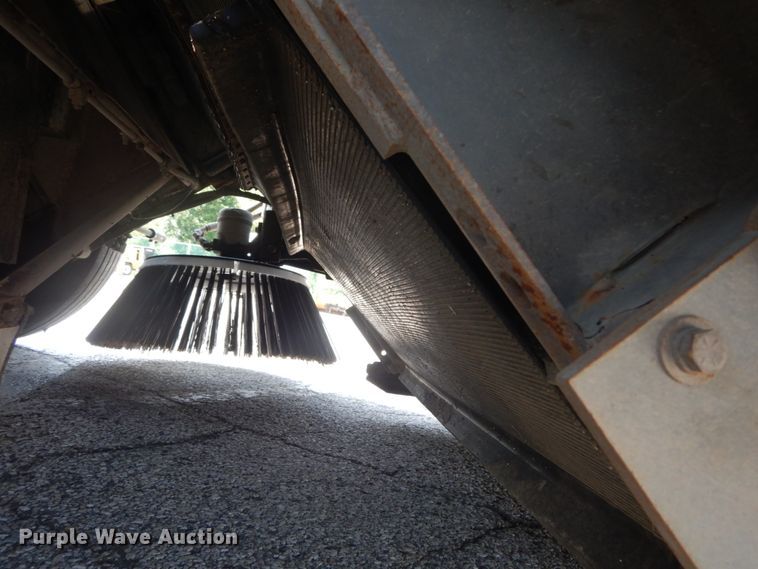 image for item GR9822 2002 Elgin Pelican P  street sweeper