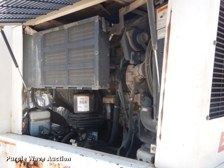 image for item GR9822 2002 Elgin Pelican P  street sweeper