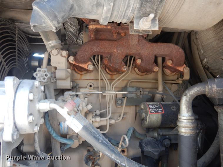 image for item GR9822 2002 Elgin Pelican P  street sweeper