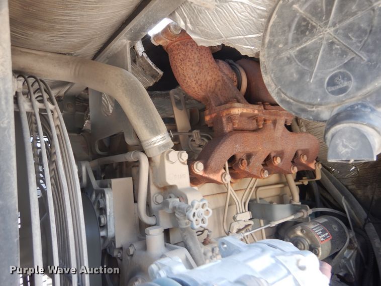 image for item GR9822 2002 Elgin Pelican P  street sweeper