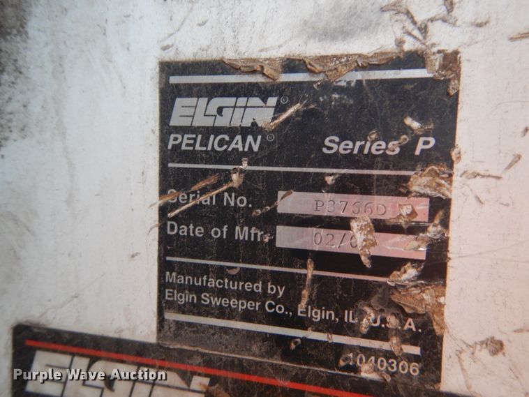 image for item GR9822 2002 Elgin Pelican P  street sweeper