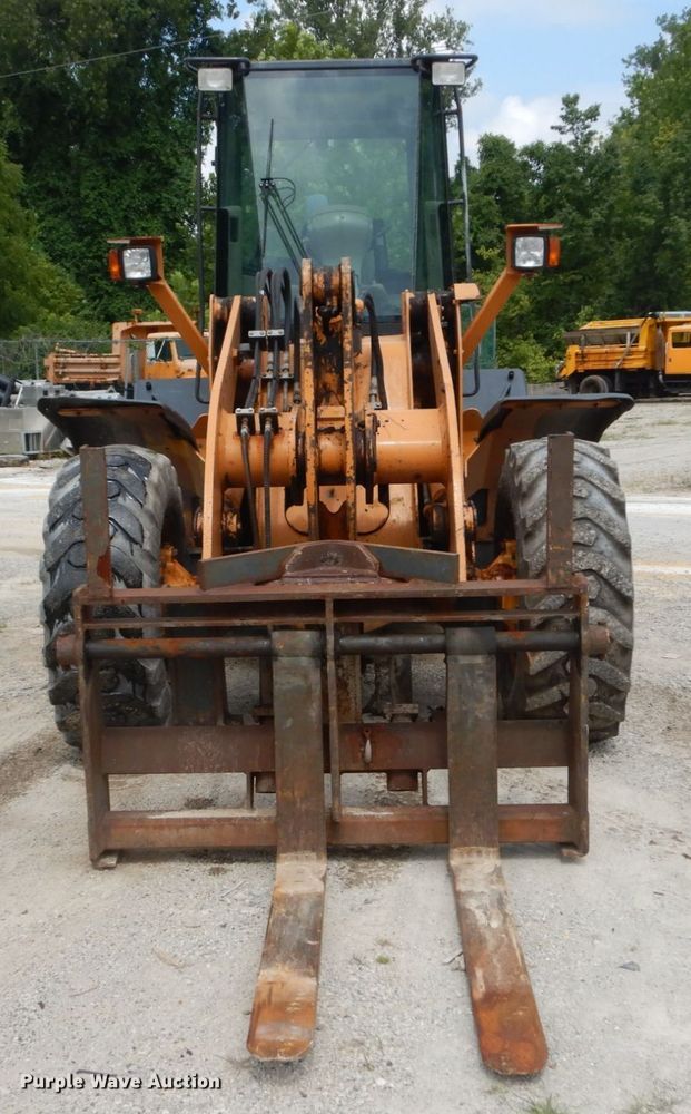 image for item GV9214 2005 Case 521D  wheel loader