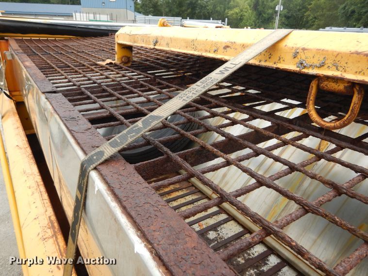 image for item GV9215 2002 International 2554  dump truck