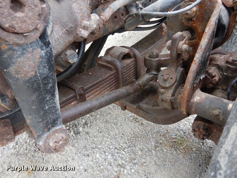 image for item GV9215 2002 International 2554  dump truck