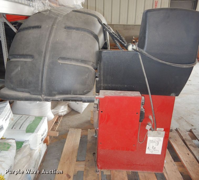 image for item H1723 Coats 1175 wheel balancer