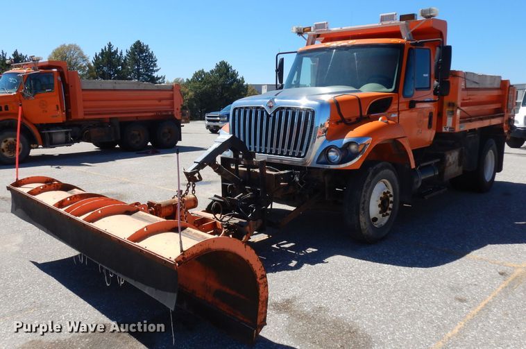 image for item HA9471 2010 International WorkStar 7300  dump truck