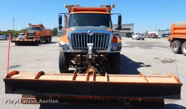 image for item HA9471 2010 International WorkStar 7300  dump truck