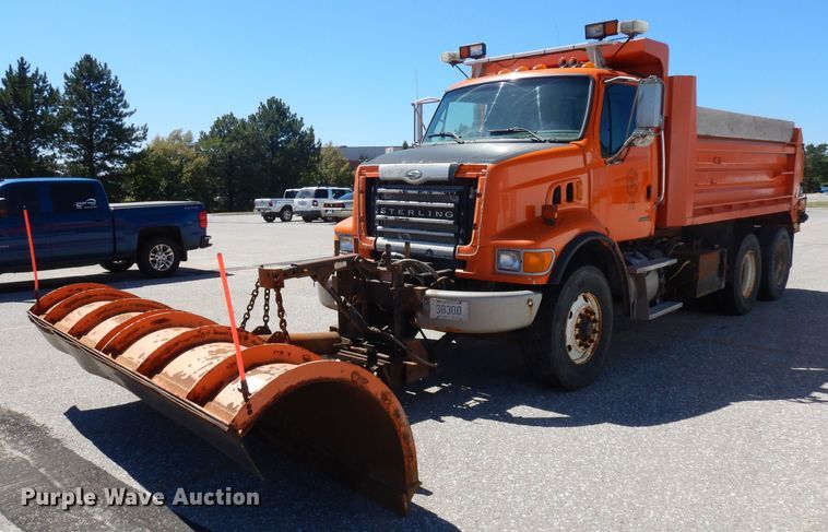 image for item HA9472 2006 Sterling L-Line  dump truck