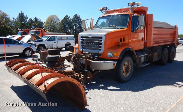 image for item HA9473 2006 Sterling LT7500  dump truck