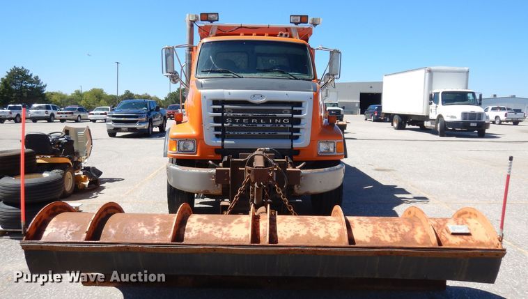 image for item HA9473 2006 Sterling LT7500  dump truck