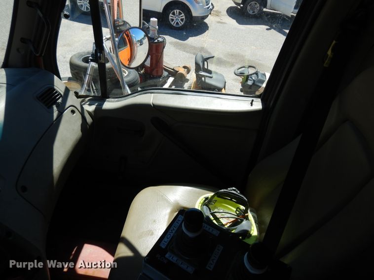 image for item HA9473 2006 Sterling LT7500  dump truck