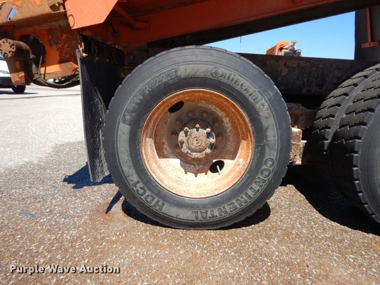 image for item HA9473 2006 Sterling LT7500  dump truck