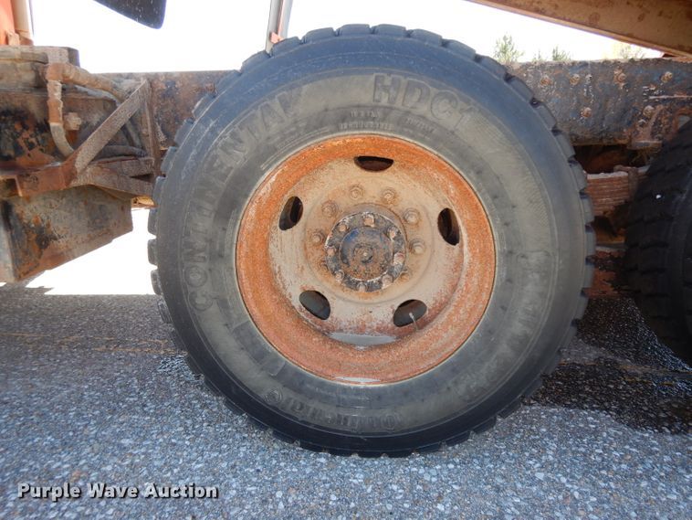 image for item HA9473 2006 Sterling LT7500  dump truck