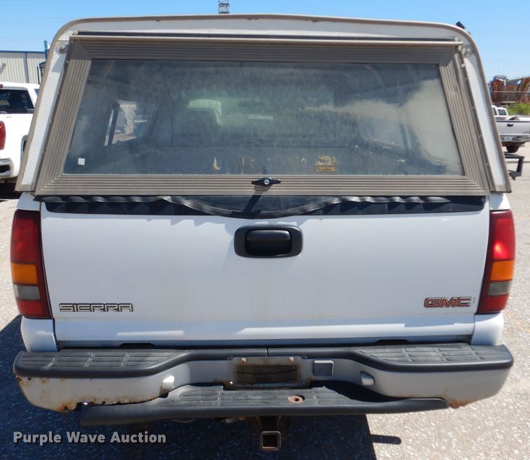 image for item HA9478 2001 GMC Silverado 1500  pickup truck