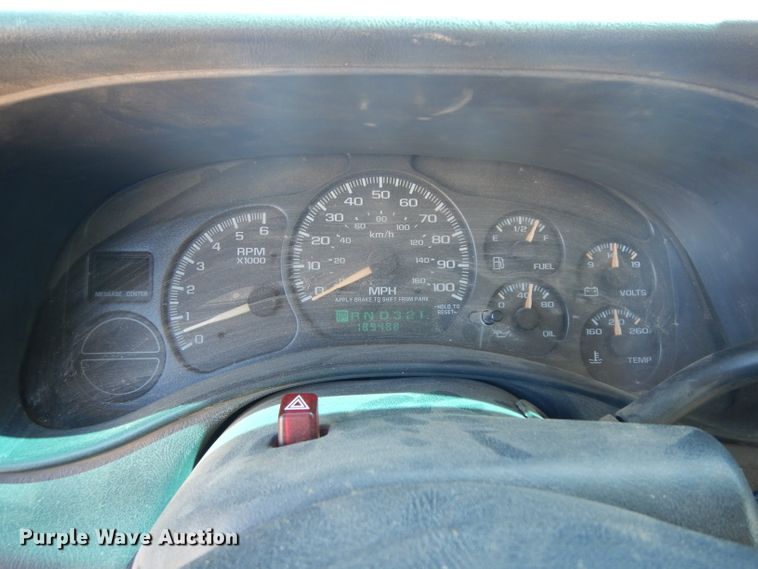 image for item HA9478 2001 GMC Silverado 1500  pickup truck