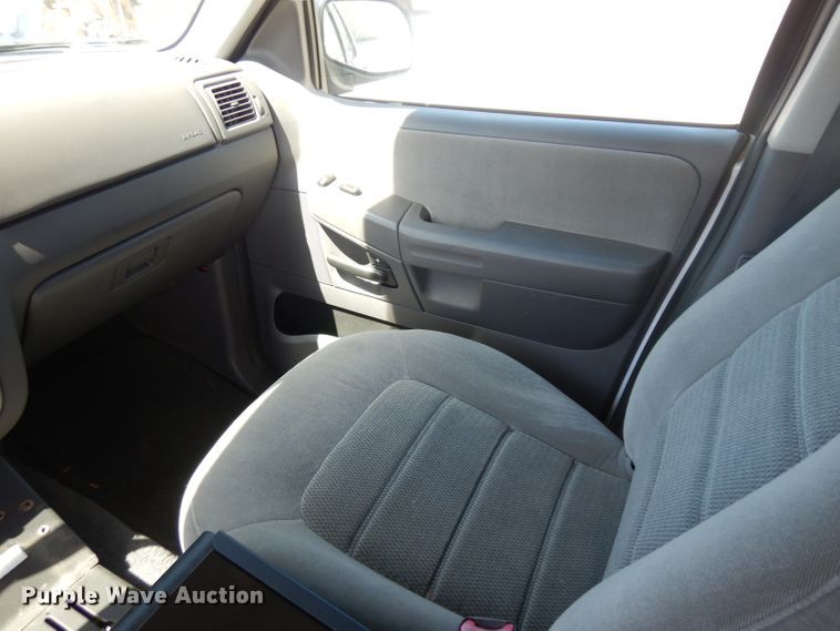 image for item HA9479 2005 Ford Explorer  SUV