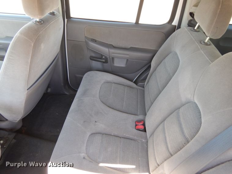 image for item HA9479 2005 Ford Explorer  SUV