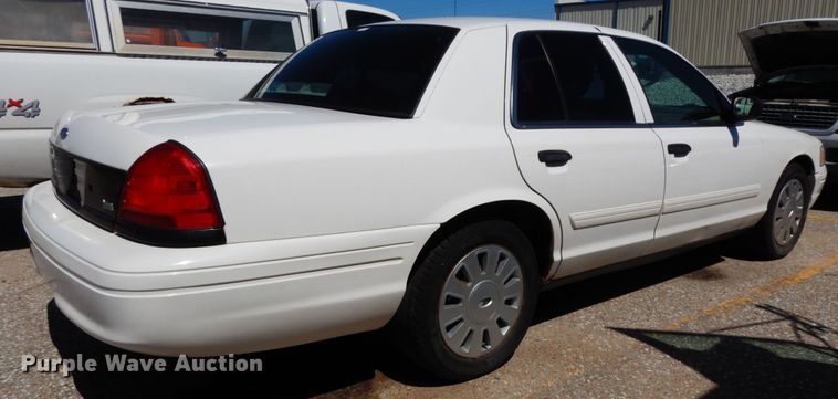 image for item HA9480 2011 Ford Crown Victoria Police Interceptor