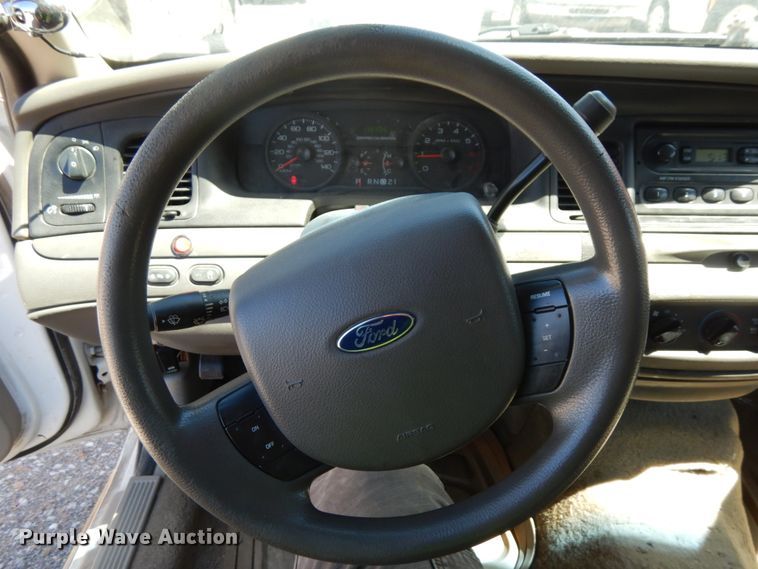 image for item HA9480 2011 Ford Crown Victoria Police Interceptor