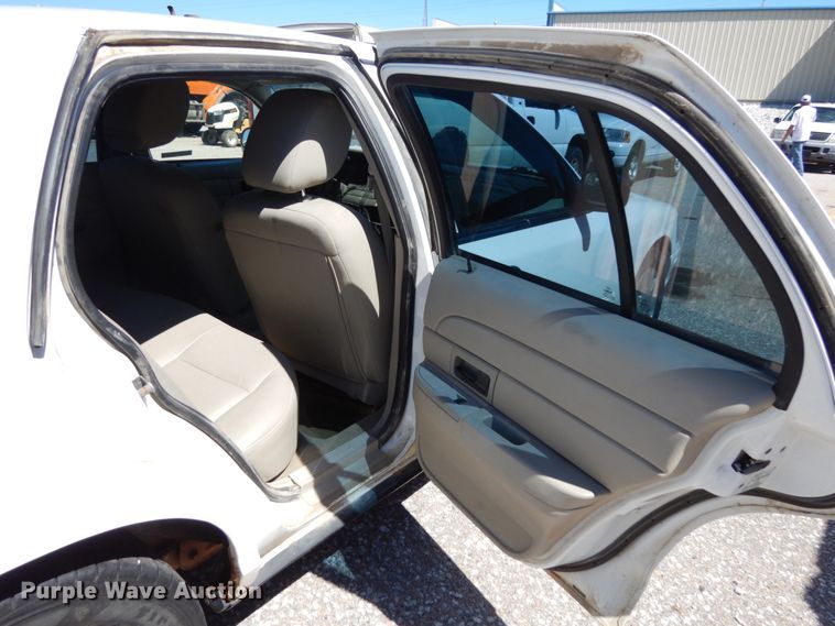 image for item HA9480 2011 Ford Crown Victoria Police Interceptor