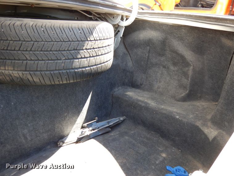 image for item HA9480 2011 Ford Crown Victoria Police Interceptor