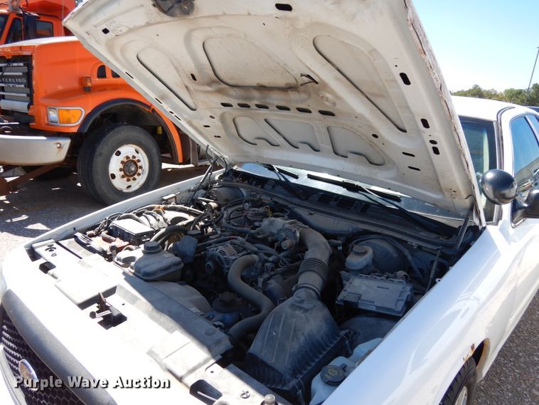 image for item HA9480 2011 Ford Crown Victoria Police Interceptor