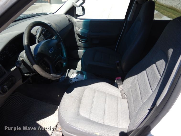 image for item HA9481 2002 Ford Explorer  SUV