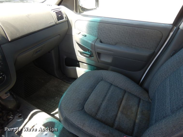 image for item HA9481 2002 Ford Explorer  SUV