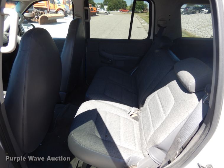 image for item HA9481 2002 Ford Explorer  SUV