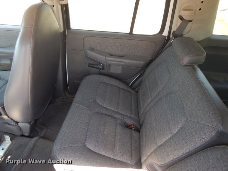 image for item HA9481 2002 Ford Explorer  SUV