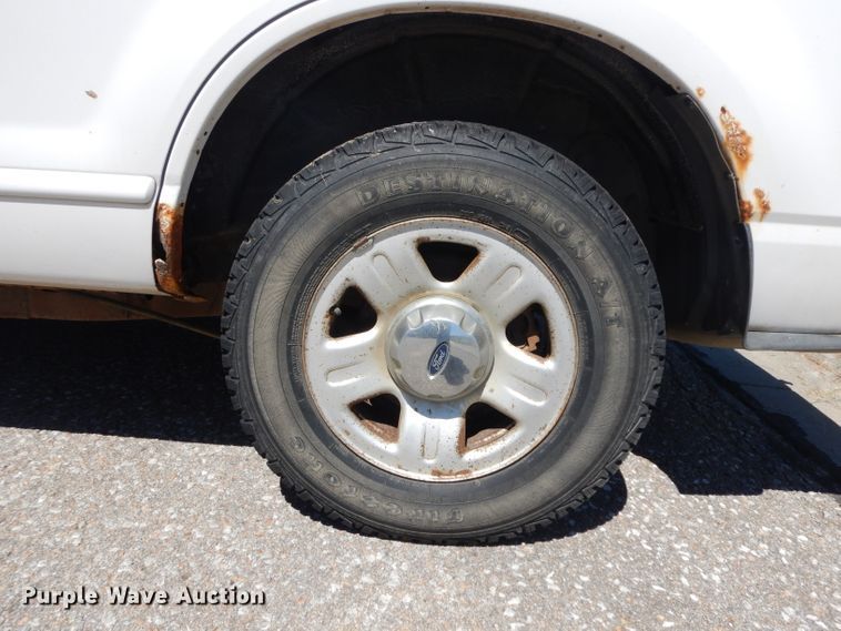 image for item HA9481 2002 Ford Explorer  SUV