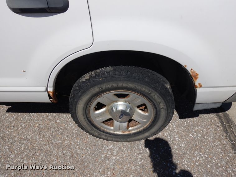 image for item HA9481 2002 Ford Explorer  SUV