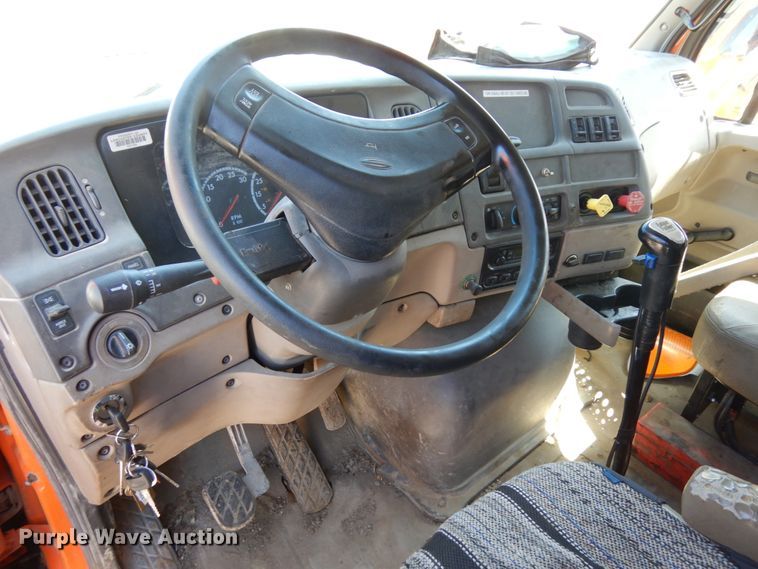 image for item HA9482 2005 Sterling LT7500  dump truck