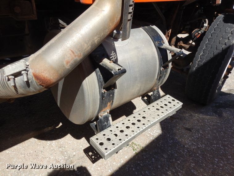 image for item HA9482 2005 Sterling LT7500  dump truck