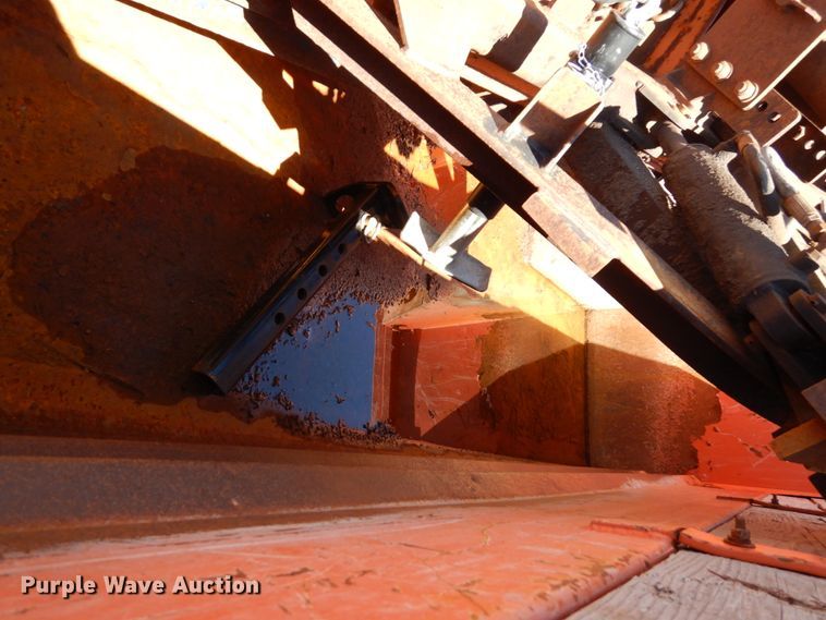 image for item HA9482 2005 Sterling LT7500  dump truck