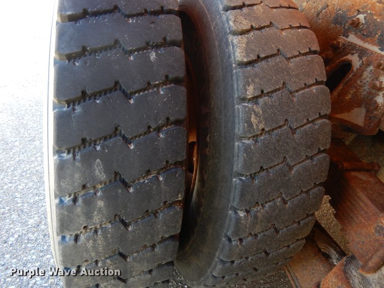 image for item HA9482 2005 Sterling LT7500  dump truck