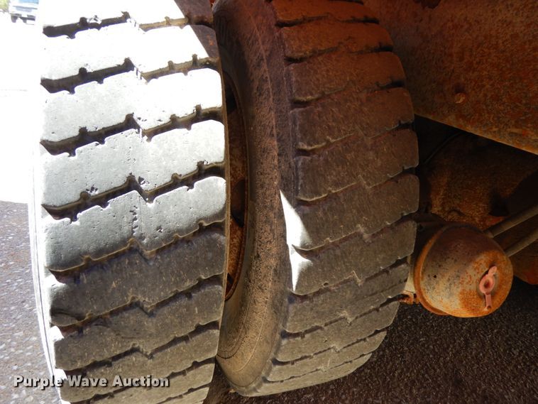 image for item HA9482 2005 Sterling LT7500  dump truck