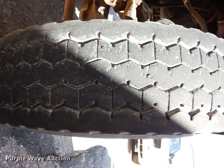 image for item HA9482 2005 Sterling LT7500  dump truck