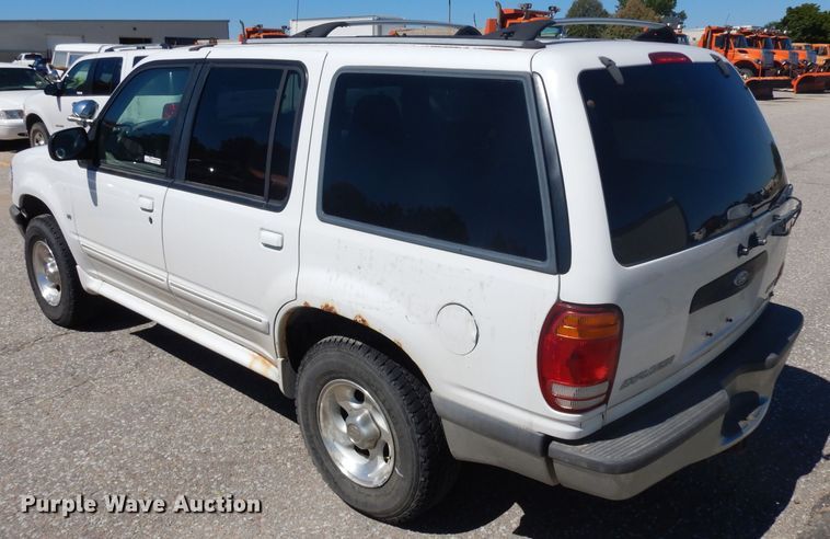 image for item HA9483 1998 Ford Explorer  SUV