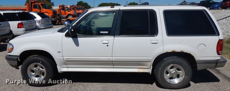 image for item HA9483 1998 Ford Explorer  SUV