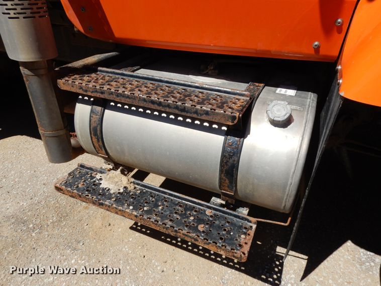 image for item HA9484 2012 International WorkStar 7500  dump truck