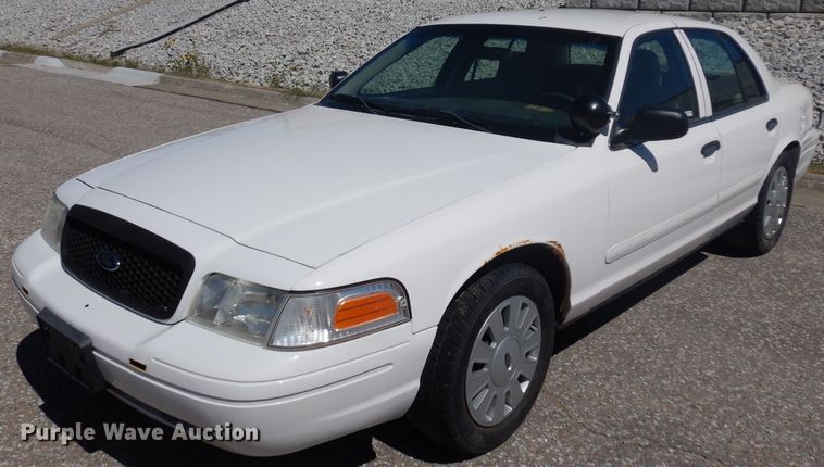 image for item HA9485 2008 Ford Crown Victoria Police Interceptor
