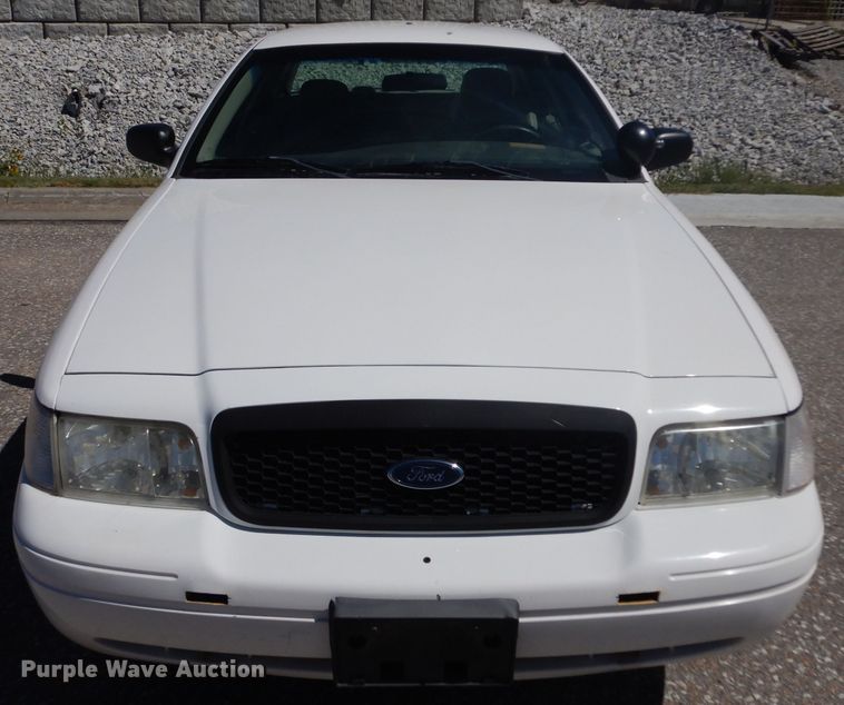 image for item HA9485 2008 Ford Crown Victoria Police Interceptor
