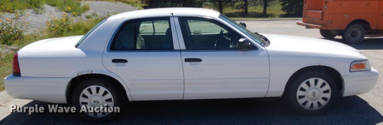 image for item HA9485 2008 Ford Crown Victoria Police Interceptor