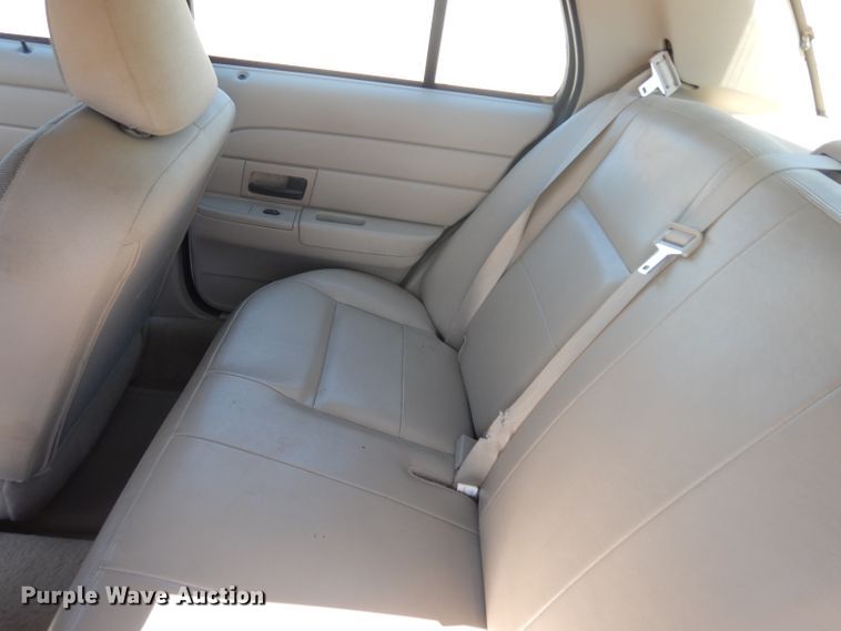 image for item HA9485 2008 Ford Crown Victoria Police Interceptor