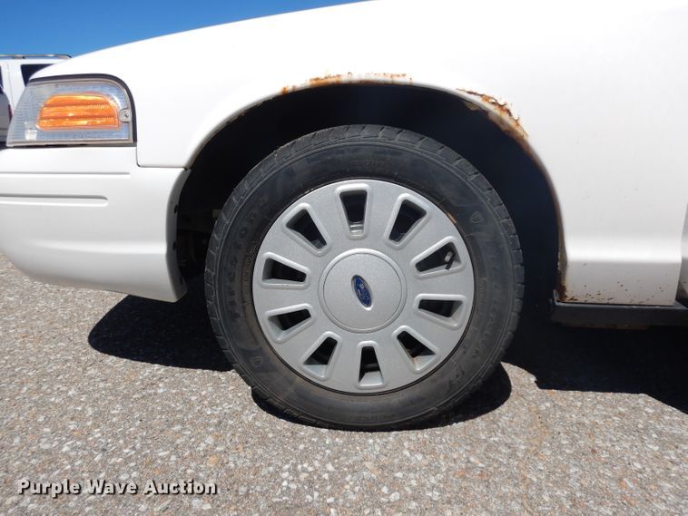 image for item HA9485 2008 Ford Crown Victoria Police Interceptor