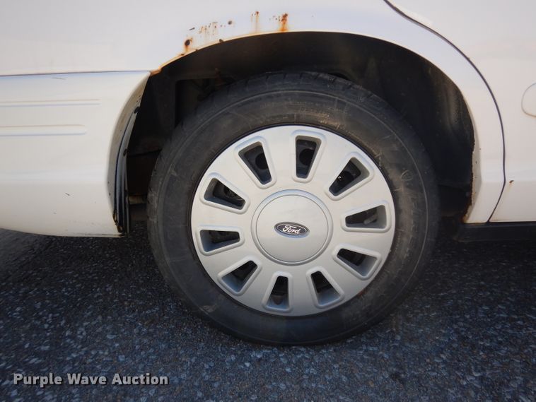 image for item HA9485 2008 Ford Crown Victoria Police Interceptor